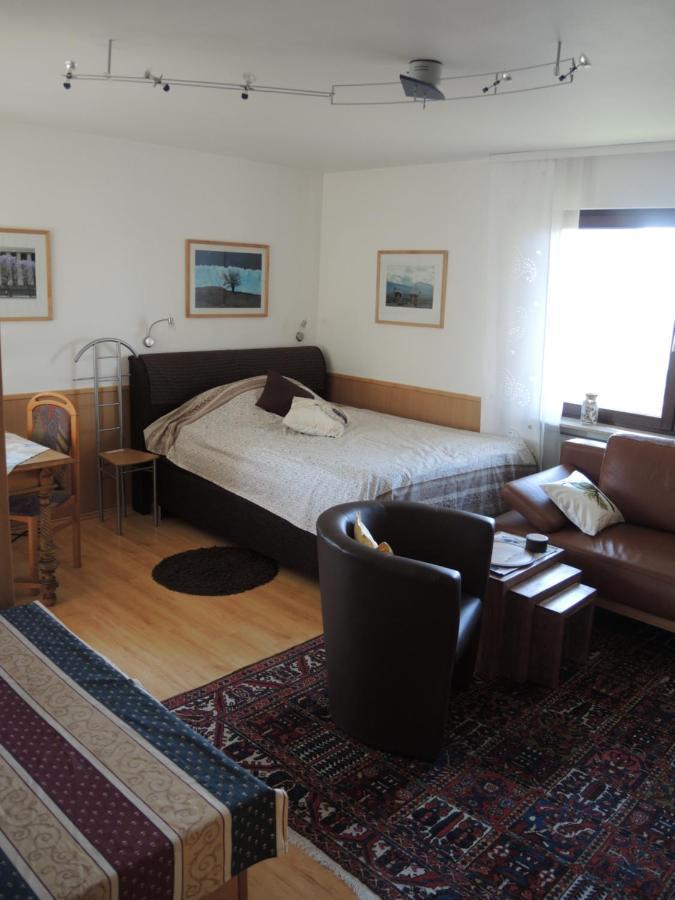 Apartement Am Kirschbaum Mommenheim Eksteriør bilde