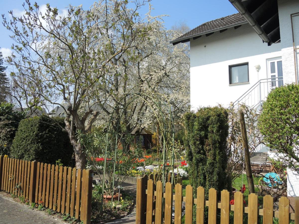 Apartement Am Kirschbaum Mommenheim Eksteriør bilde
